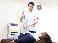 即効性のある骨盤矯正・猫背矯正